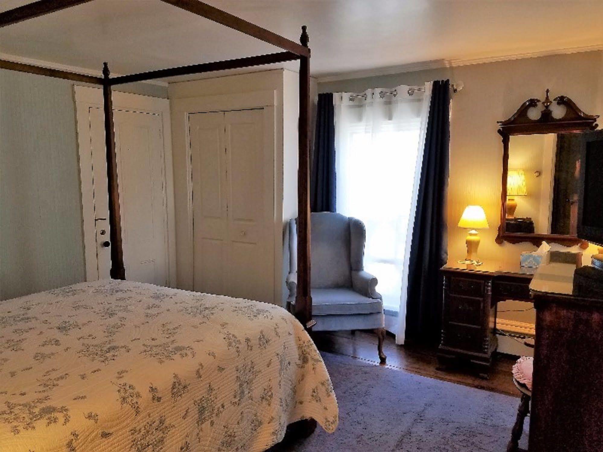 Chetwynd House Inn เคนเนบังค์พอร์ต ภายนอก รูปภาพ